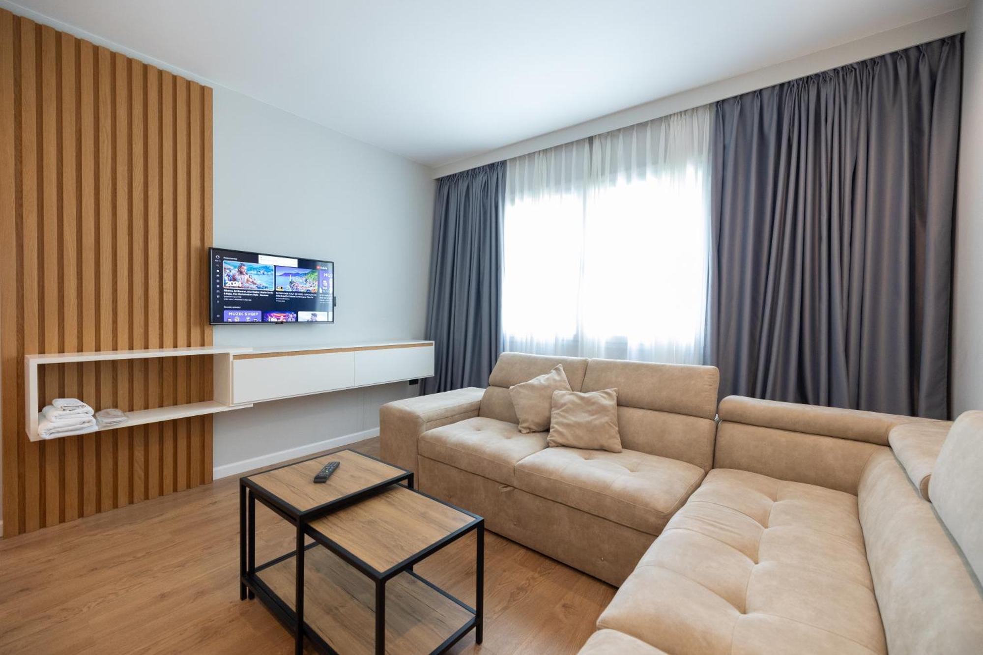 Duka Hotel Вльора Екстер'єр фото