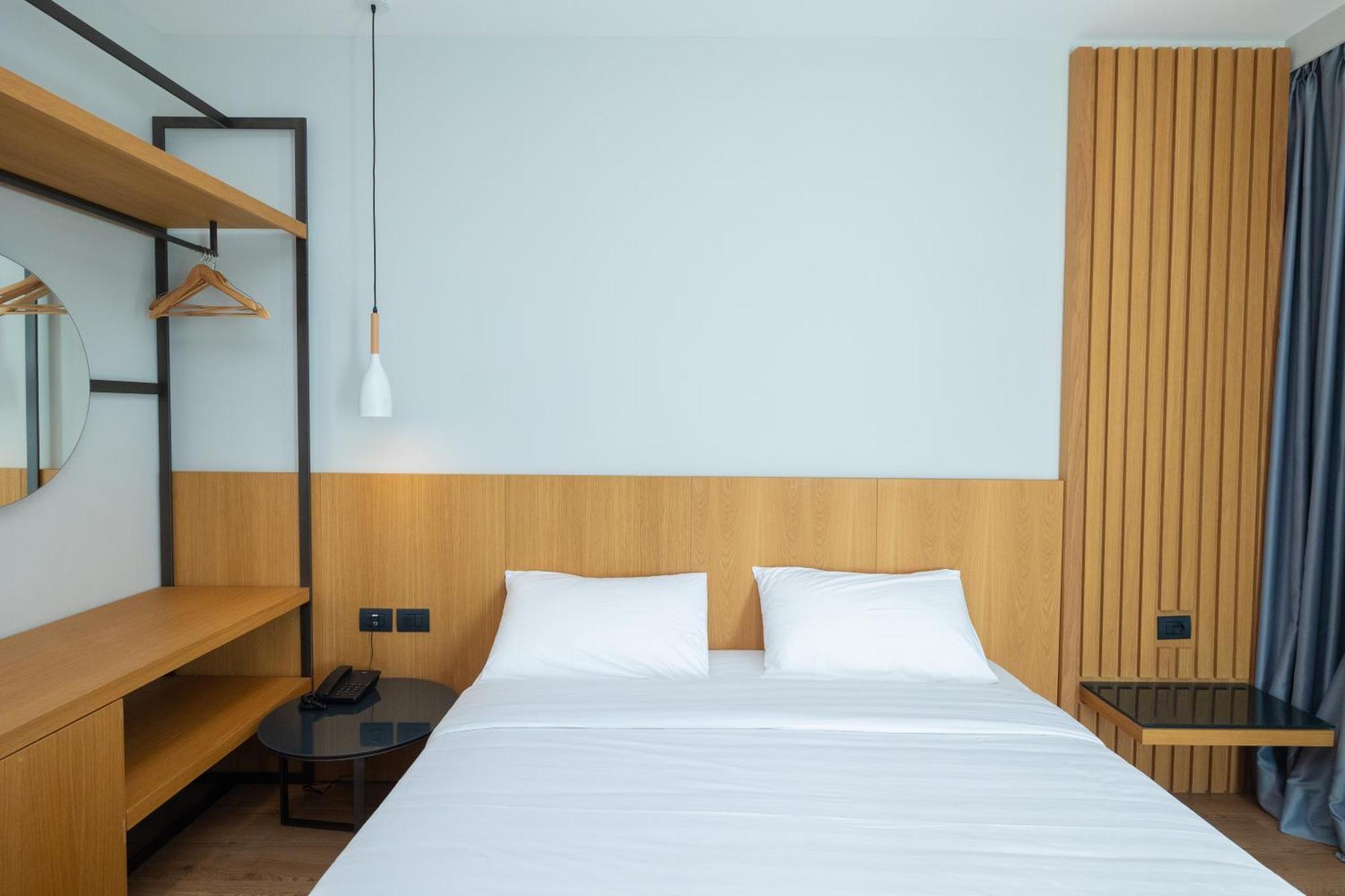 Duka Hotel Вльора Екстер'єр фото
