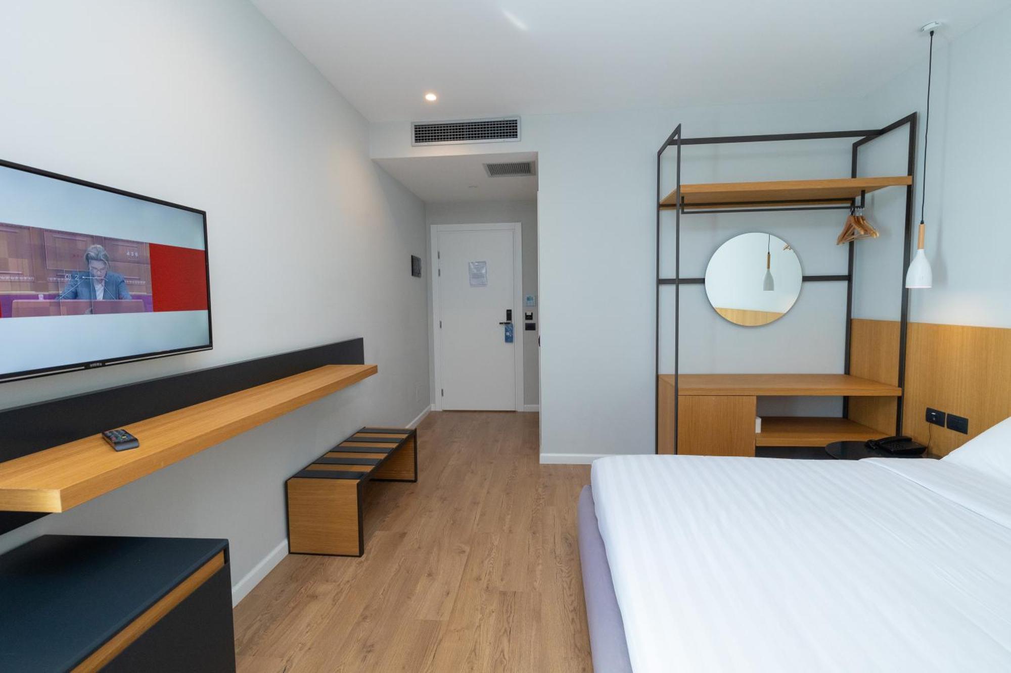 Duka Hotel Вльора Екстер'єр фото