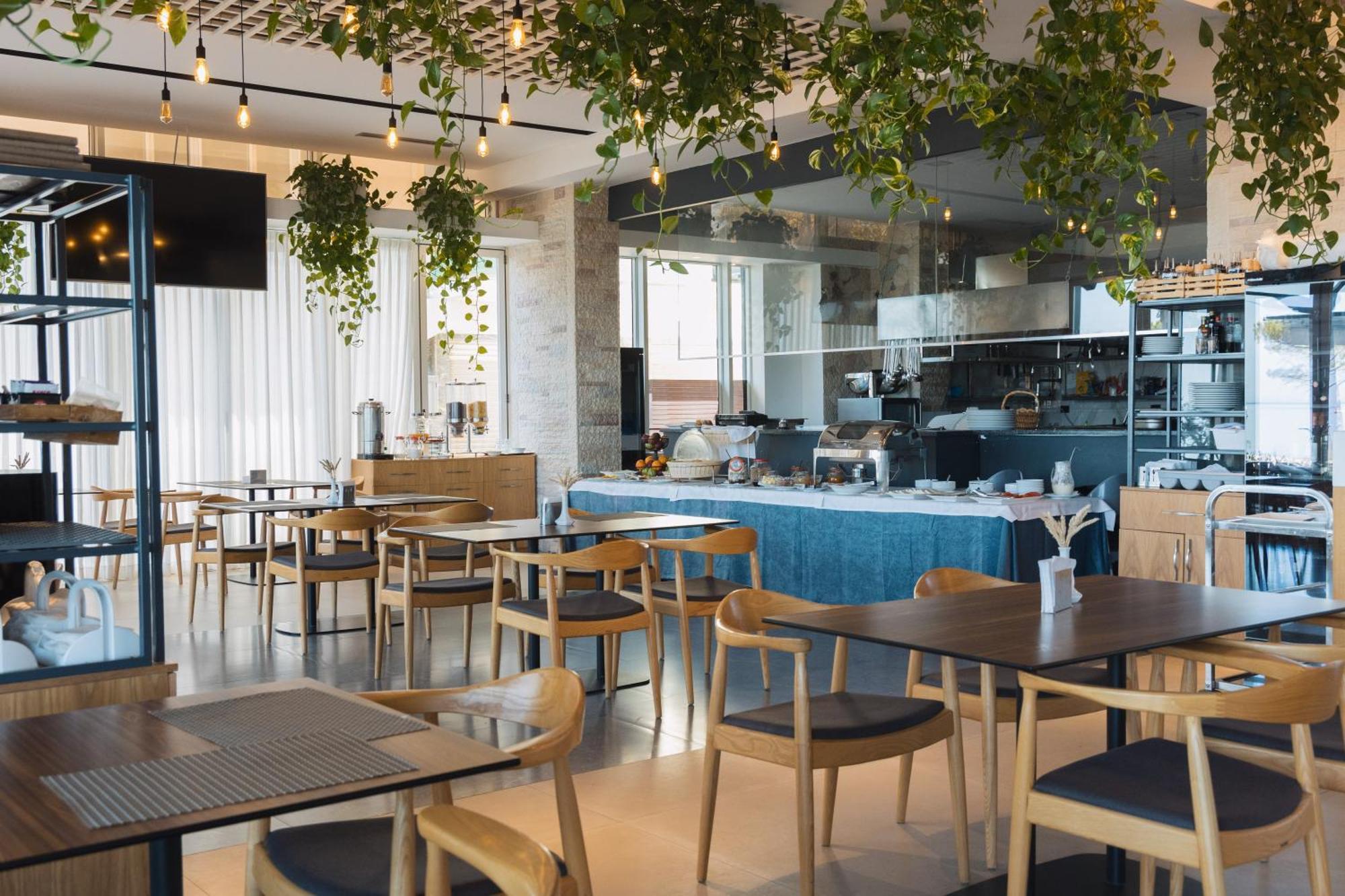 Duka Hotel Вльора Екстер'єр фото